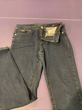 Women's Straight-Leg Jeans in Dark Blue